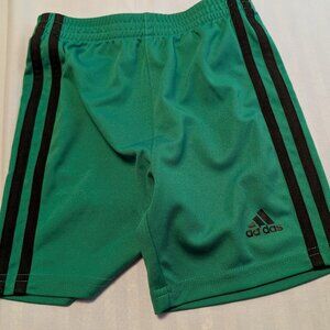 ADIDAS Boys Size 4 Athletic Shorts